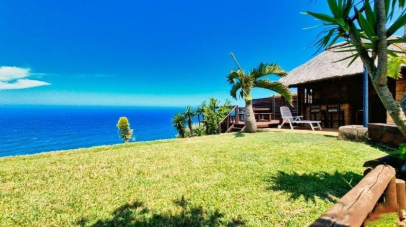 Indian Ocean 3-Bedroom Beachfront Home! Property Images