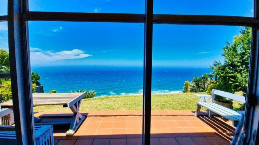 Indian Ocean 3-Bedroom Beachfront Home! Property Images