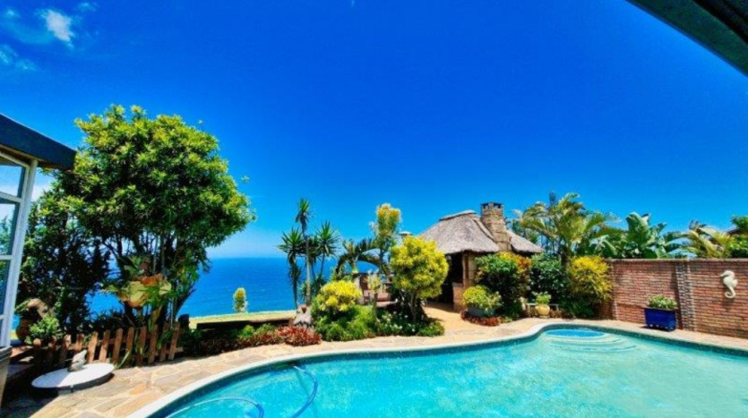 Indian Ocean 3-Bedroom Beachfront Home! Property Images