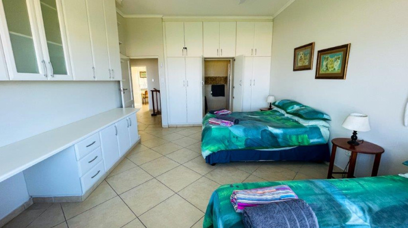 Premier 6-Bedroom Indian Ocean Home on Tugela Mouth, KZN Property Images