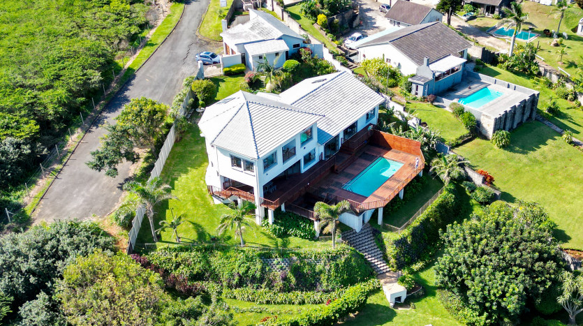 Premier 6-Bedroom Indian Ocean Home on Tugela Mouth, KZN Property Lead Image