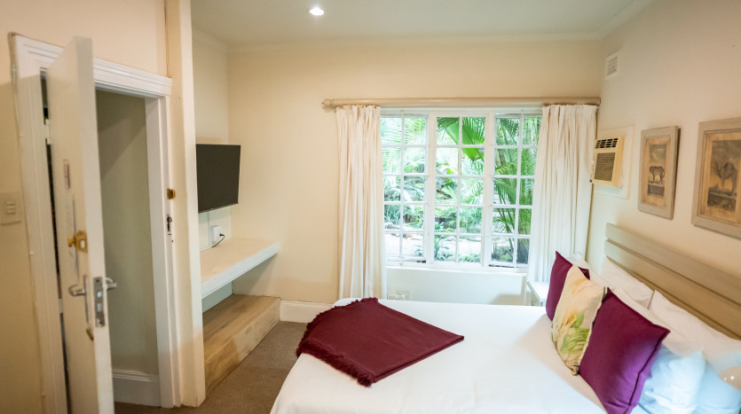 Extra Large Family Home Durban Property Images