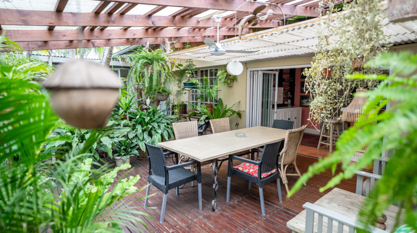 Extra Large Family Home Durban Property Images