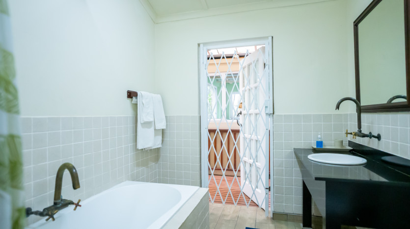 Extra Large Family Home Durban Property Images