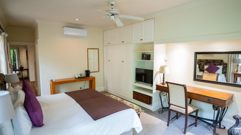 Extra Large Family Home Durban Property Images