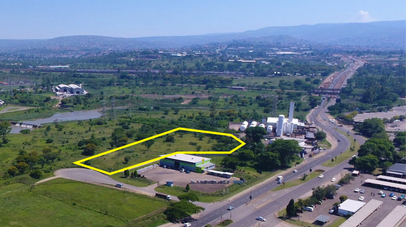 ± 9 600 m² Industrial Land Near Hulamin in Pietermaritzburg Property Images