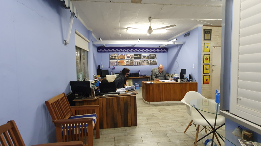 Industrial Units in Umbilo Durban Property Images