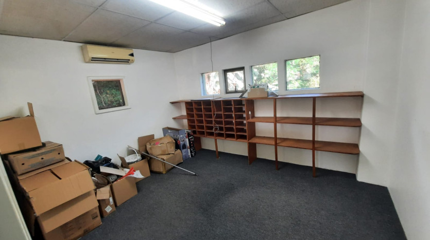 Investment Retail and Service Shops in Prominent Position in Pinetown Property Images