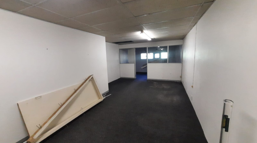 Investment Retail and Service Shops in Prominent Position in Pinetown Property Images