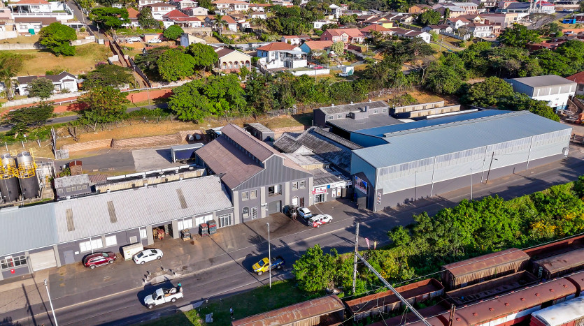 Prime Location: 7 x Industrial Units ± 2km from The Durban Port Property Images