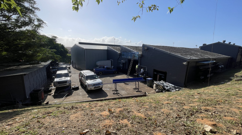Prime Location: 7 x Industrial Units ± 2km from The Durban Port Property Images