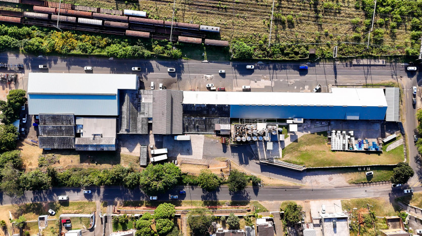 Prime Location: 7 x Industrial Units ± 2km from The Durban Port Property Images