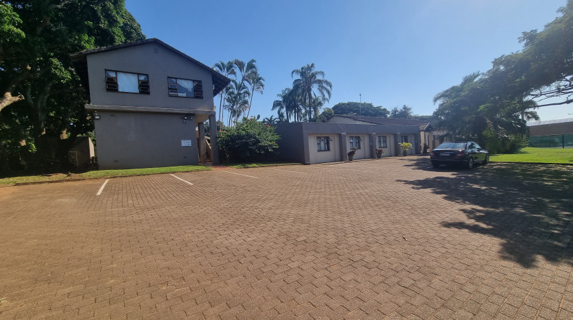 Investment Opportunity Currently Utilised As Student Accommodation Property Images
