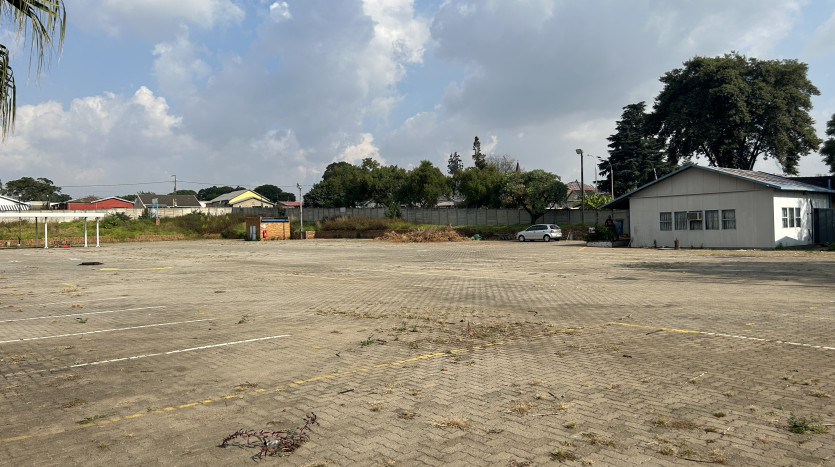Development Land Bordering Shopping Centre Northcliff, Johannesburg Property Images