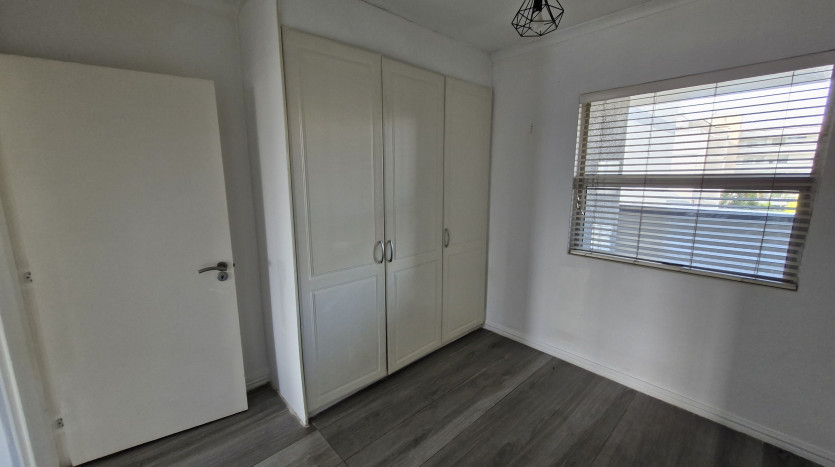 Modern 2 Bed Loft Apartment in Umhlanga Ridge Property Images