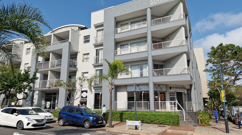 Modern 2 Bed Loft Apartment in Umhlanga Ridge Property Lead Image