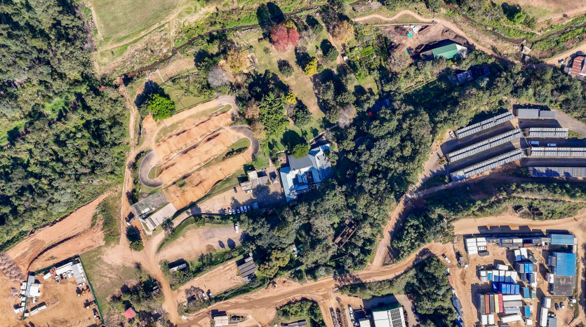 Large Track of Land with Multiple Warehouses Business Park & Conservancy Zoning, Durban. Property Images