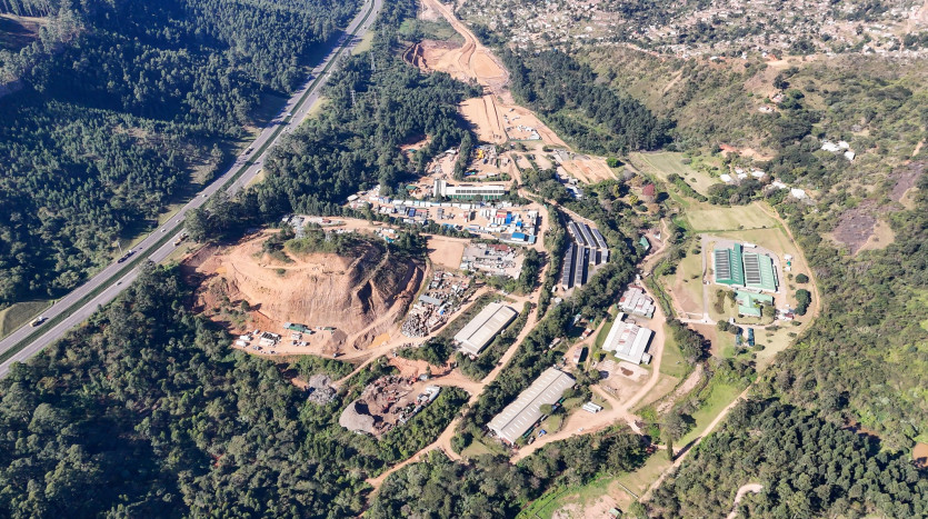 Large Track of Land with Multiple Warehouses Business Park & Conservancy Zoning, Durban. Property Images