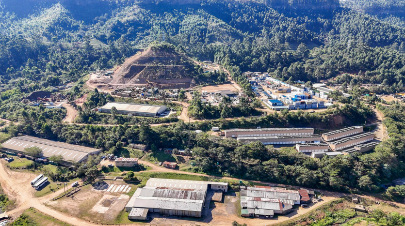 Large Track of Land with Multiple Warehouses Business Park & Conservancy Zoning, Durban. Property Images