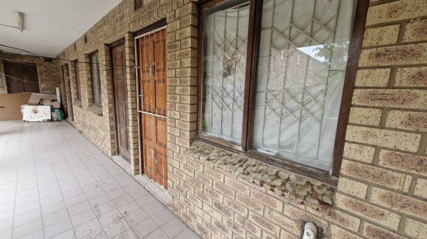 Investment Property near UKZN Westville Campus Durban on Auction Property Images