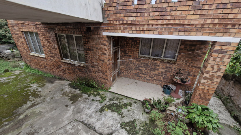 Investment Property near UKZN Westville Campus Durban on Auction Property Images