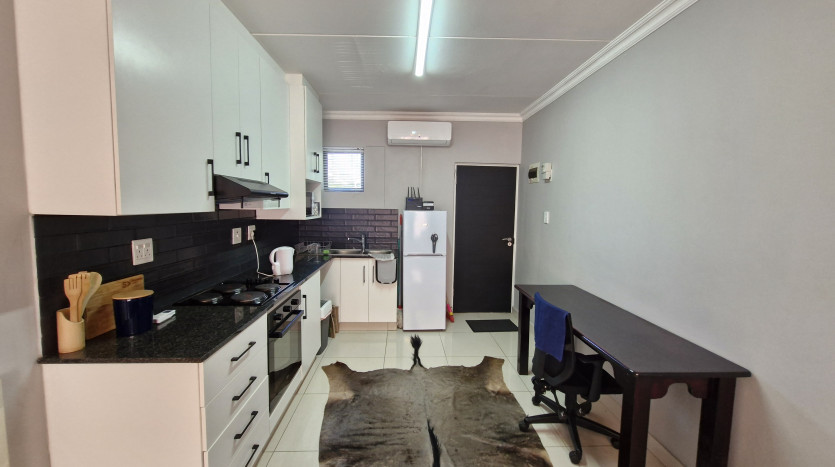 Fully Furnished Apartment in Umhlanga New Town Centre Property Images