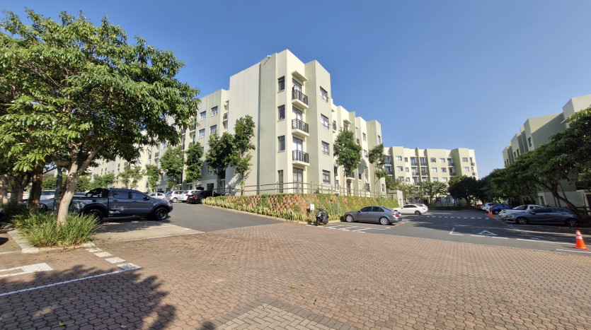 Fully Furnished Apartment in Umhlanga New Town Centre Property Images