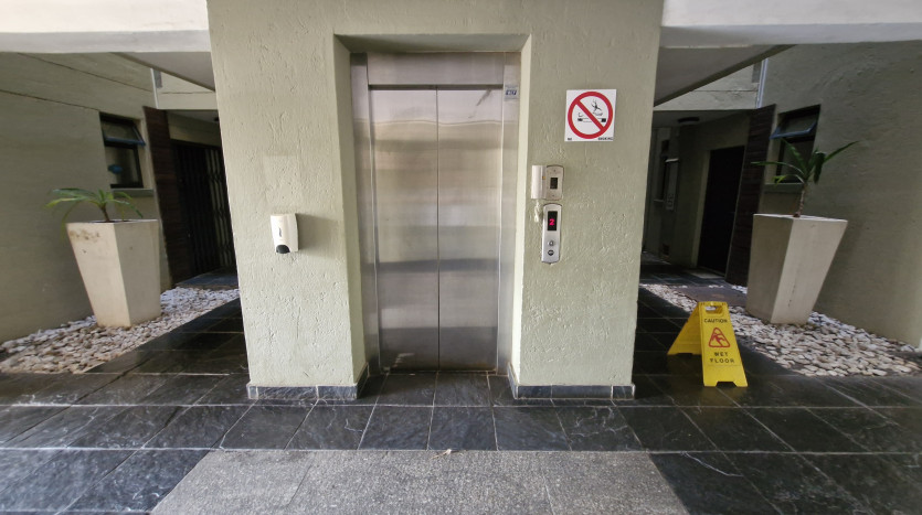 Fully Furnished Apartment in Umhlanga New Town Centre Property Images