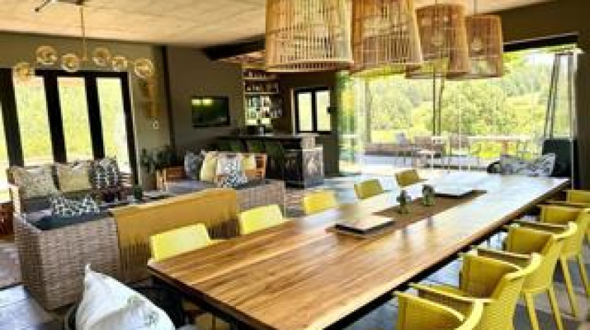 Luxury Farm in Nottingham Road, KZN Midlands Property Images