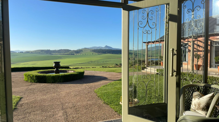 Luxury Farm in Nottingham Road, KZN Midlands Property Images