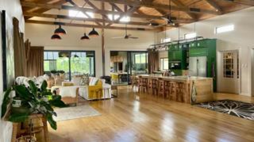 Luxury Farm in Nottingham Road, KZN Midlands Property Images