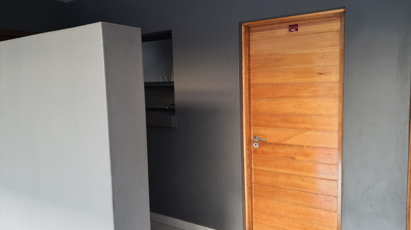 Stylish Living in the Heart of Umhlanga New Town Centre Property Images