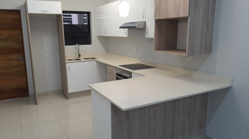 Stylish Living in the Heart of Umhlanga New Town Centre Property Images