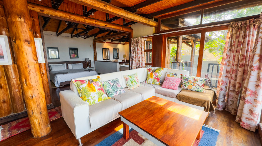 Luxurious Bali Style Home on Auction Zinkwazi Beach Property Images