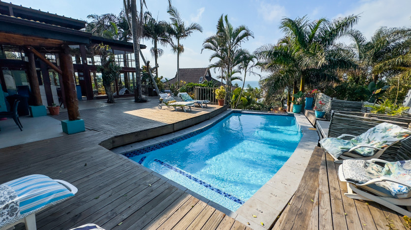 Luxurious Bali Style Home on Auction Zinkwazi Beach Property Images