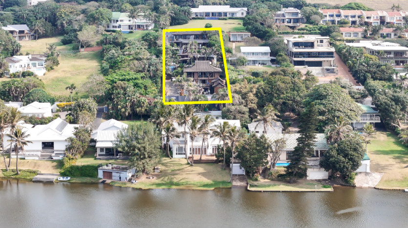 Luxurious Bali Style Home on Auction Zinkwazi Beach Property Images