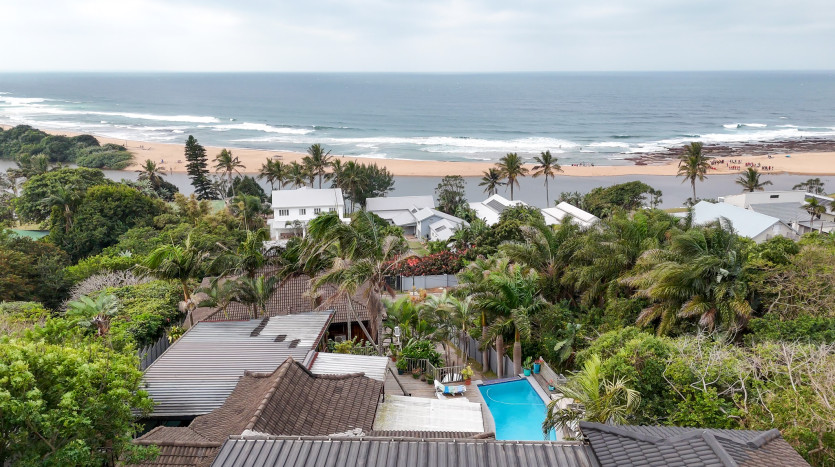 Luxurious Bali Style Home on Auction Zinkwazi Beach Property Images