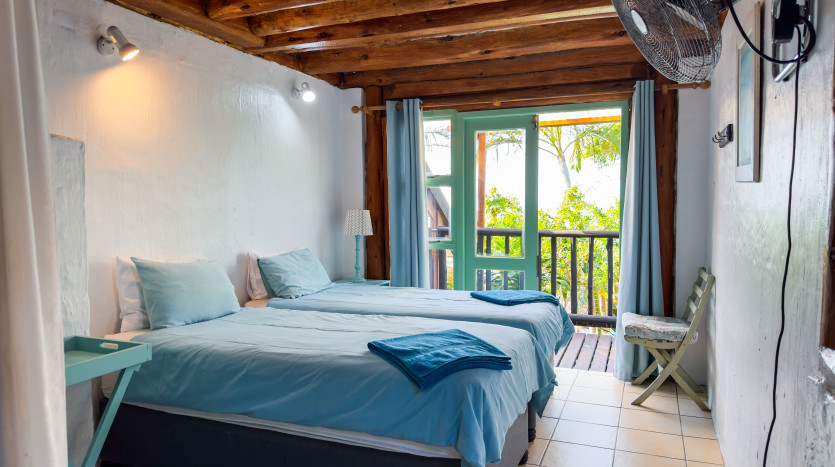 Luxurious Bali Style Home on Auction Zinkwazi Beach Property Images