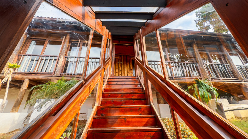 Luxurious Bali Style Home on Auction Zinkwazi Beach Property Images