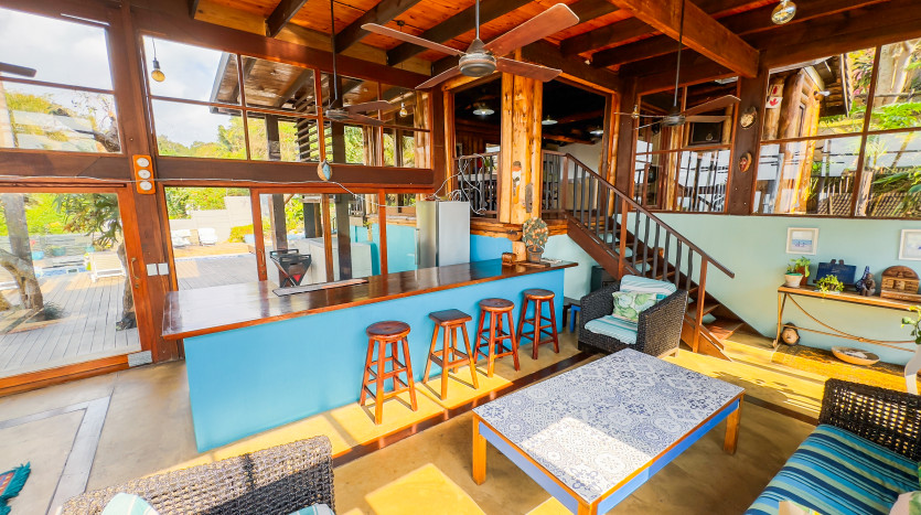 Luxurious Bali Style Home on Auction Zinkwazi Beach Property Images