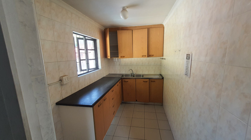 Versatile Frontline Property Property Images
