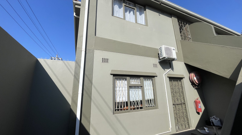 Mixed Use Block Durban Property Images