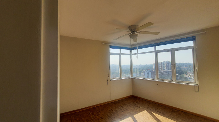 Spacious 3 Bedroom Flat Durban Property Images