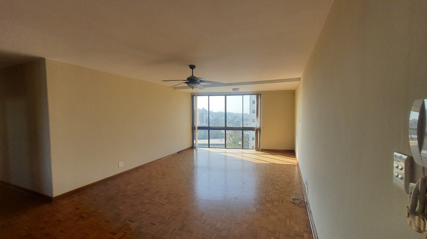 Spacious 3 Bedroom Flat Durban Property Images