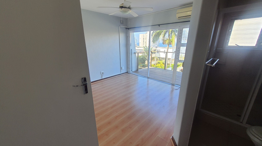 Luxurious 3 Storey Townhouse with Stunning Sea Views in Prime Umhlanga Rocks Property Images