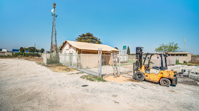 Development Land In Desirable Area In Kempton Park Property Images