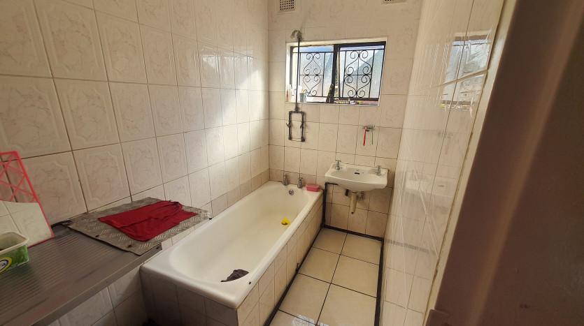 Spacious Family Home, Pietermaritzburg Property Images