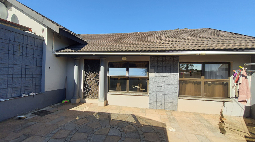 Three Unit Investment Home, Pietermaritzburg Property Images