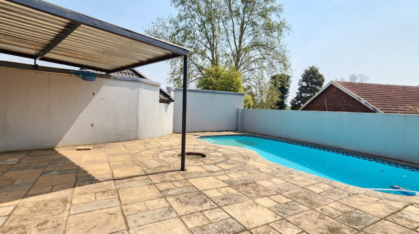 Three Unit Investment Home, Pietermaritzburg Property Images