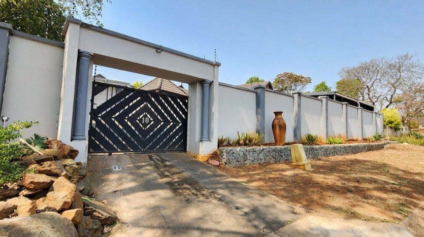 Three Unit Investment Home, Pietermaritzburg Property Lead Image